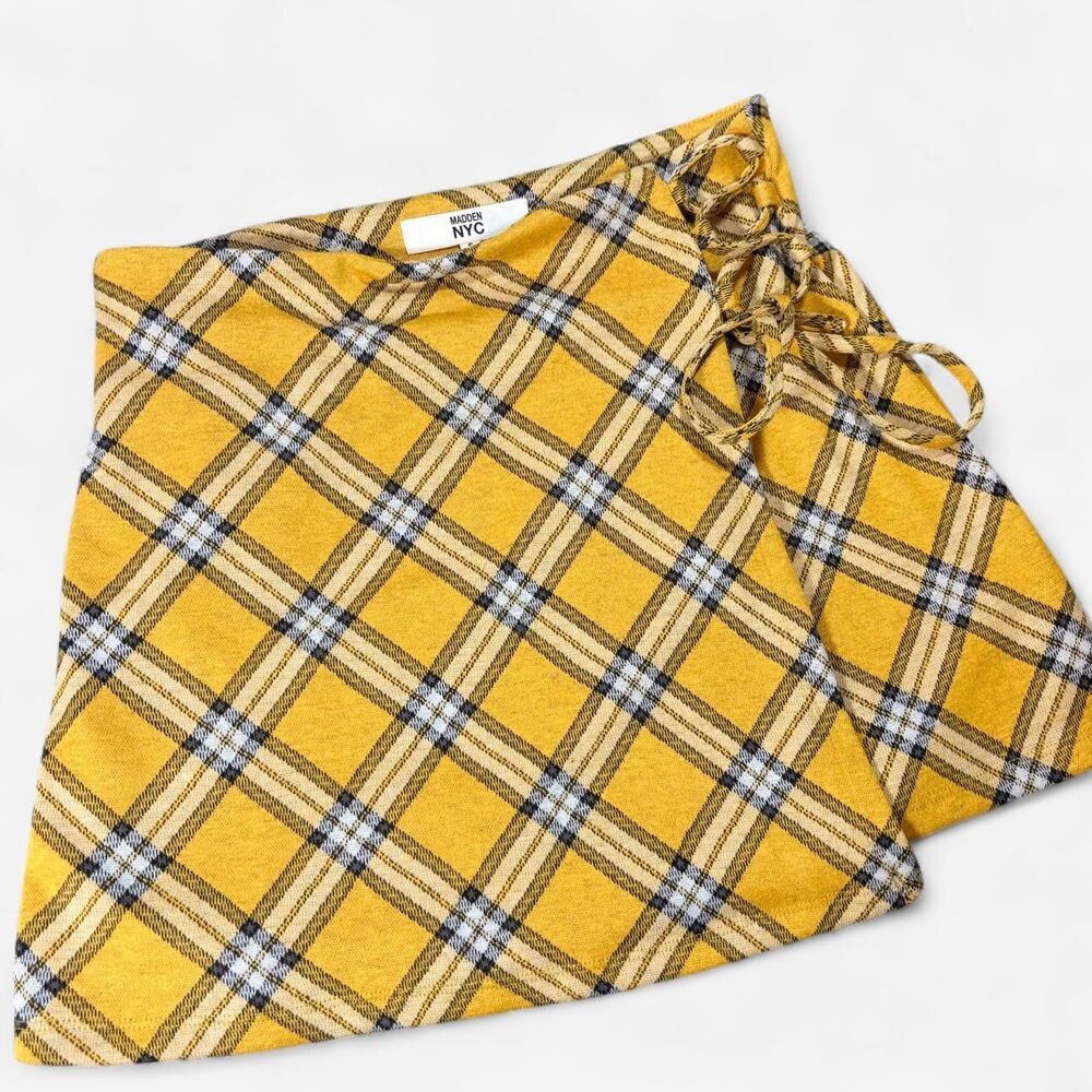 Madden NYC yellow plaid mini skirt